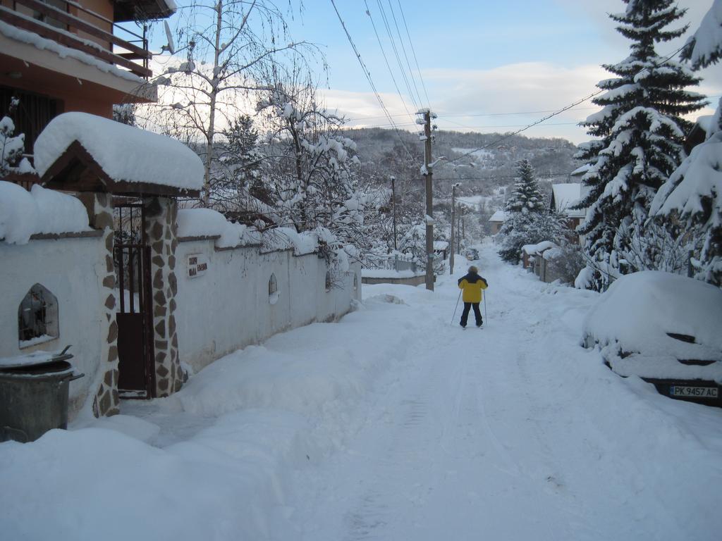 Hadjibulevata Guest House Kovachevtsi Экстерьер фото